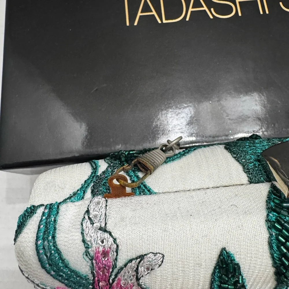 Tadashi Shoji Emerald Floral Beaded Clutch - 2017 Dillard's - Full Set w/ Box
